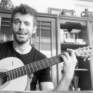 Yiğit Kirazcı Instagram - 🐣 weirdo 🎩