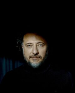 Actor Yiğit Özşener HD Instagram Photos and Wallpapers June 2024