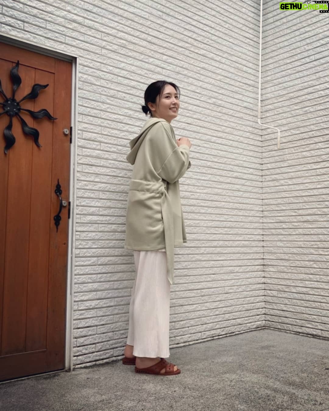 Yoko Mitsuya - 3 Likes - せっかく可愛いドアの前で撮ったのに
わたし便所ぞうりだった☺️
