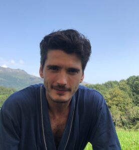 Actor Yon González HD Instagram Photos and Wallpapers June 2020