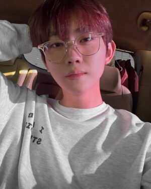 Yoo Jun Instagram - Today's me🔥