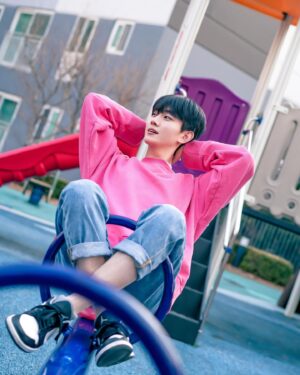 Yoo Jun Instagram - photograph #사진#작업#photo @mui_woojae @aseulhee #thanyou