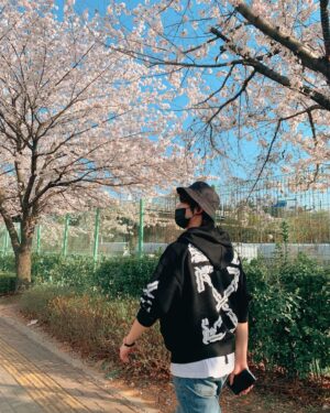Yoo Jun Instagram - cherry blossoms 봄!!!