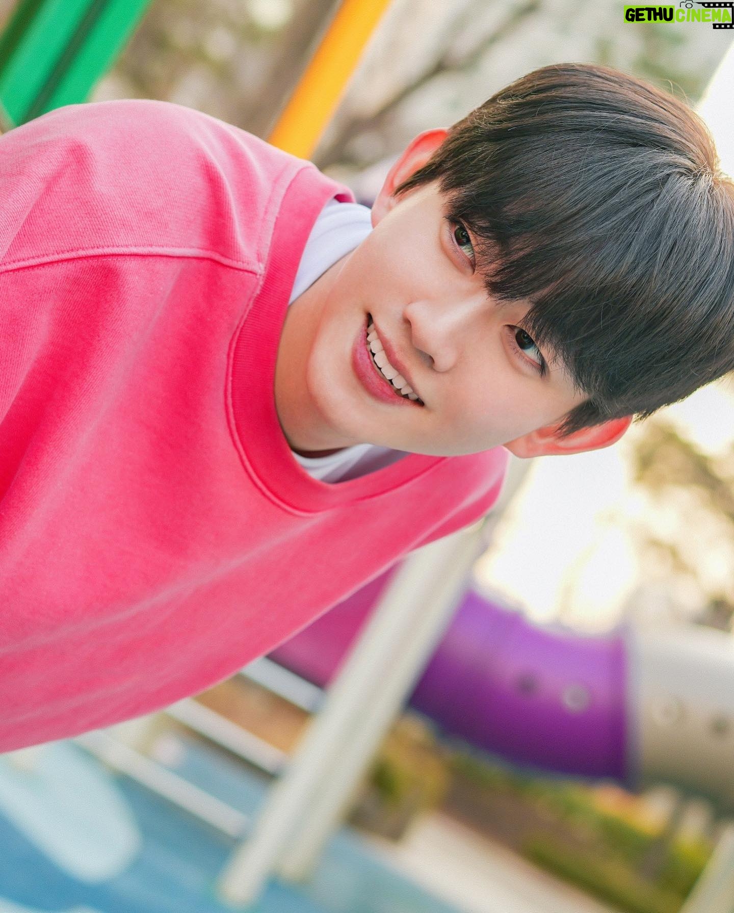 Yoo Jun - 30.1K Likes - photograph #사진#작업#photo @mui_woojae @aseulhee #thanyou