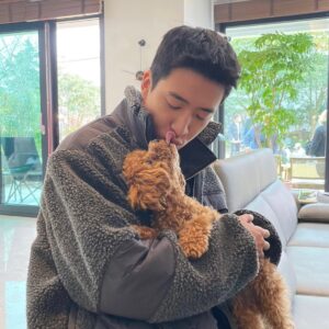Yoo Su-bin Instagram - 왜캐 귀여워,,,
