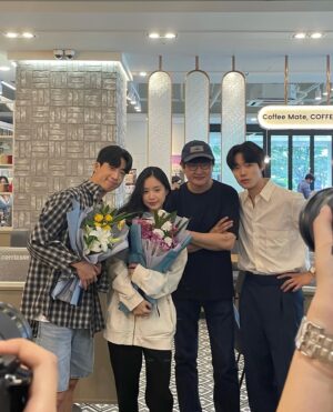 Yoo Su-bin Instagram - 그간 감사했습니다
#인간실격 잘가😭