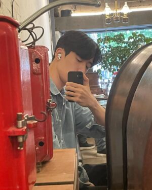 Yoo Su-bin Instagram - 📸📸