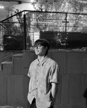 Yoon Jae-chan Instagram - 🤓🤓