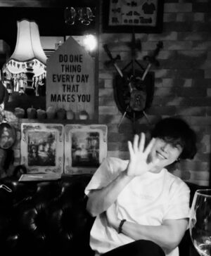 Yoon Jong-hoon Instagram - ⠀
^^
⠀
⠀