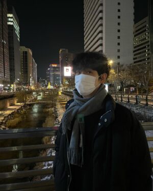 Yoon Park Instagram - -
#코훌쩍 진짜 겨울☃️