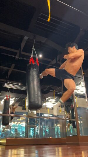 Yoshi Sudarso Instagram - Kicking off the rust 😤 

And yes, my butt hurts now….