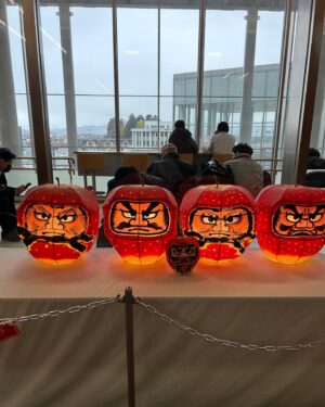 Yoshie Nakano Instagram - 、、、

青森Quarter
お久しぶりの眺めに胸キュンブルース
コロナを超えて青森で
またハイタッチできる日が来るなんて
ほんとに幸せです
忘れずにいてくれて
ありがとう
ありがとう

大好きな青森
艶やかです
次こそは、ゆっくりする時間がほしい
また会おうや

#青森quarter 
#エゴラッピン
#egowrappin