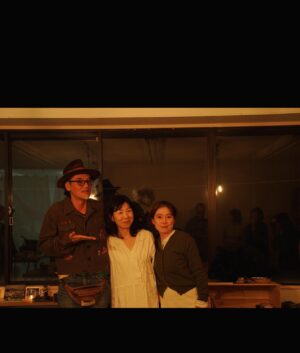 Yoshie Nakano Instagram - 、、、

80年続くイスラエルの老舗ブランドの靴
NAOTの奈良店の８周年ライブ
お誘いいただき
お越しいただき
ありがとうございました

イスラエルとパレスチナが共同で制作して
80年続いている靴
砂漠の上を歩いてるような心地よさがテーマと言うだけあってフカフカと軽くどこまでも歩けます

このイベントのお話しをいただいたのは
今年の春の終わり頃ですが、
ここ数週間で悲しくも
イスラエルとパレスチナの
戦争が始まってしまいました

戦争が終わらないあの地で分断されたイスラエルとパレスチナの両国が80年も力を合わせ制作され続けた靴だと思うととても気高く尊い
NAOTとはヘブライ語でオアシスと言う意味を持つようです
靴を履ける喜びを噛み締めて
必ずや楽園に辿り着けるよう
この世と言う砂漠を
一歩一歩踏み締めて
一秒一時一日
希望をもって歩いて行かねばと思う

こんなタイミングで
こんな機会をもらえたこと
深い感謝と
身に深く染み入ります

山のテーブルさんの打ち上げタコスも
美しい愛と平和のジオラマでした
マジ美味かったなあ〜
ありがとうございました

こんな思いを巡らせてくれた
いつも、素晴らしいご縁をくれる
大切な友達ピーコ
ずっとずーっと、元気で笑いあいたい
ありがとう
ありがとう

ワクワクする次の企画、実現できたらいいね！！

#naot
#山のテーブル
#pikka
#エゴラッピン
#egowrappin