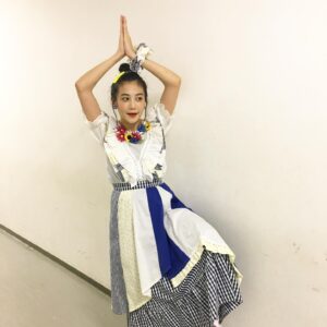 Yoshiko Sengen Instagram - ・
きのー言ってた音楽祭ブログ更新しました！！！読んでねん。✏️
これはバナナの時の衣装〜👘🍌！
かわいいお洋服〜サンドウォッチ持ってそうでしょ〜🥪😎🌸
‼️あと‼️このあと20:00〜
ラジオ大阪「千眼美子の飛んでけ！SOUND WAVE」です📻‼️
なんと今回の放送はバナナスペシャルでお送りします🍌🍌🍌🍌🍌
#千眼美子
#リトルアンツ
#バナナ
#大川隆法originalsongs
#大川隆法
#大川咲也加
#ゴールデンエイジ音楽祭
#田中宏明
#長谷川奈央
#千眼美子
#竹内久顕
#リトルアンツ
#TOKMA
#篠原紗英
#古賀晃人
#恍多
#市原綾真

#洋服 
#衣装
