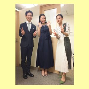 Yoshiko Sengen Instagram - ・
🗣告知
映画『美しき誘惑-現代の「画皮」-』
公開直後トリプルDX
LINE LIVE&インスタライブ
同時生配信決定‼️‼️‼️‼️
明後日5/21(金)20:00〜スタートです。
🌱
今回は主演の長谷川奈央ちゃんと市原綾真くんと3人で生配信だよよ🙆‍♀️
めっちゃ楽しみ〜🎉🎉🎉
🌱
URL貼っておくのでコピペして飛んで下さい✈️💨予約視聴宜しくお願いします。
☟☟☟
https://live.line.me/channels/1317345/upcoming/16803562
⇧⇧⇧
🐤
#長谷川奈央
#市原綾真
#映画
#美しき誘惑現代の画皮
#linelive 
#instalive 
#ラインライブ
#インスタライブ
#生配信
#千眼美子