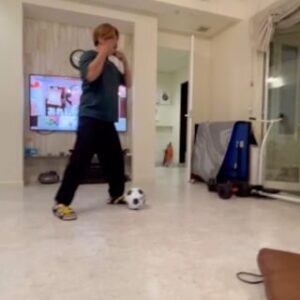 Yoshito Okubo Instagram - サッカーは難しい。

楽しいと思えれば成長する！！

紫由（四男）がどれだけ成長するか楽しみだ😂

#yoshito13