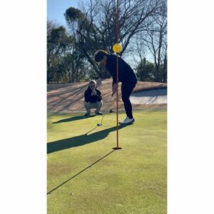 Yoshito Okubo Instagram - 先日、3人で回ったゴルフ⛳️

この日も楽しすぎたな🤣

動画見返すと面白いね…😆👍

ゴルフはそう上手くは行かない…。
だから面白い😊

2人に置いていかれないように
私も頑張ろー👊

#ゴルフ
#大久保嘉人
#村越優汰
#吉田沙保里