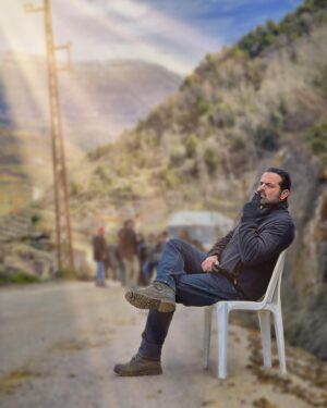 Youssef El Khal Instagram - 🎬 #بيوت_من_ورق و اللي سَبَق شَمّ الحبق.
‏⁦‪#y_y_k‬
