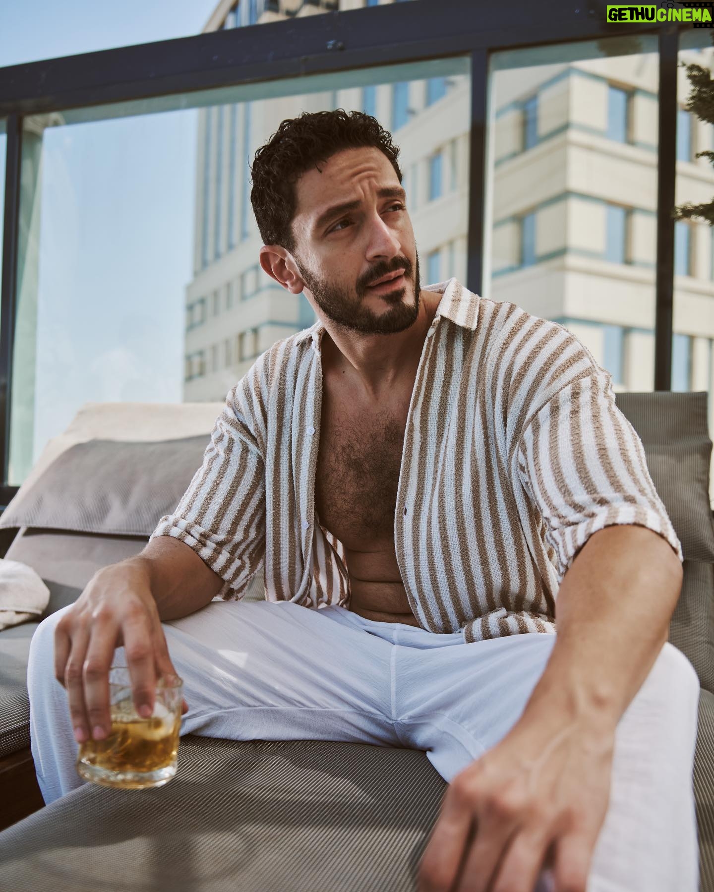 Youssef Othman - 3 Likes - Had the pleasure to be soaked in the sun sipping on some fine cocktails and keeping it real with @whatwomenwantmag ✨
“I’d definitely say I am afraid of the unknown, of not being able to visualize what will happen tomorrow.”
Check the whole interview with the link in bio 🔗
Photographer: @photobyamro
Stylist: @kariemfadl
Wardrobe: @lelu_storee
@gazellefootwear
Venue: @fairmontnilecity
Videography: @mekkyvideocompany
Hairdresser: Sameh Anwar
Personal assistant: @omar_elshennawi
Personal trainer: @mazenhatem24