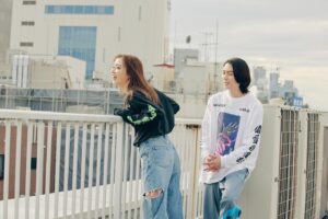 Yu Inaba Instagram - 偏愛倶楽部×F-LAGSTUF-F

@hen_ai.club × @f_lagstuf_f 

素敵なコラボレーションにモデルとして参加させていただきました。デザインもボディも刺繍も間違いないので皆様是非ともチェックしてくださいませ。穏やかな天気の日に都会のビルの屋上で心穏やかな撮影が出来ました。

#偏愛倶楽部
#flugstuff 
#内田ありがとう