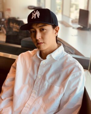 Yu Inaba Instagram - 今週からPodcastでの
お悩み相談にお答えする
番組も始まりました。

その名も
「KOIKUCHI FOLLOW ME」

Apple Podcast やSpotifyなど
各リスニングサイトや
番組HPトップから
聴けますのでよろしければ是非に📻

#jwave
#allgood813
#photobylilico