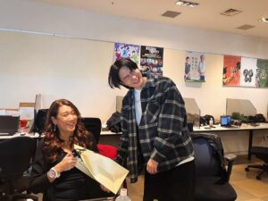 Yu Inaba Instagram - J-WAVE「ALL GOOD FRIDAY」
本日もありがとうございました。
誕生日ということでLiLiCoさんにもスタッフさんたちにもjwaveの皆様にもゲストの方々にも、そしてリスナーの皆さまにもお祝いしていただきましたありがとうございました📻
今年も楽しんでいただけるように頑張るぞ🐲

#jwave
#allgood813