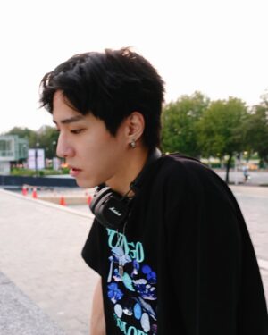 Yu Jin Instagram - 前幾天又把末代皇帝重溫了一遍，尊龍是真的帥啊！