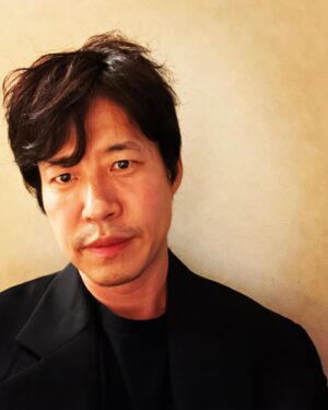 Yu Jun-sang Instagram - 가을 

#yujunsang 
#여행을대신해드립니다 
#kdrama