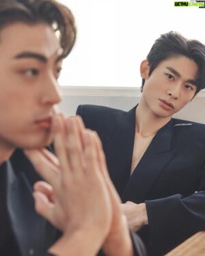 Yu-Tung Lin Instagram - ⁡
感謝 @delingmagazine 的邀請
拍攝當天運氣很好 大太陽頂著兩隻小太陽🌞
很高興能呈現這麼美的氛圍
謝謝太陽🌞
⁡
#得令雜誌 
#徐愷 #林毓桐 
⁡
