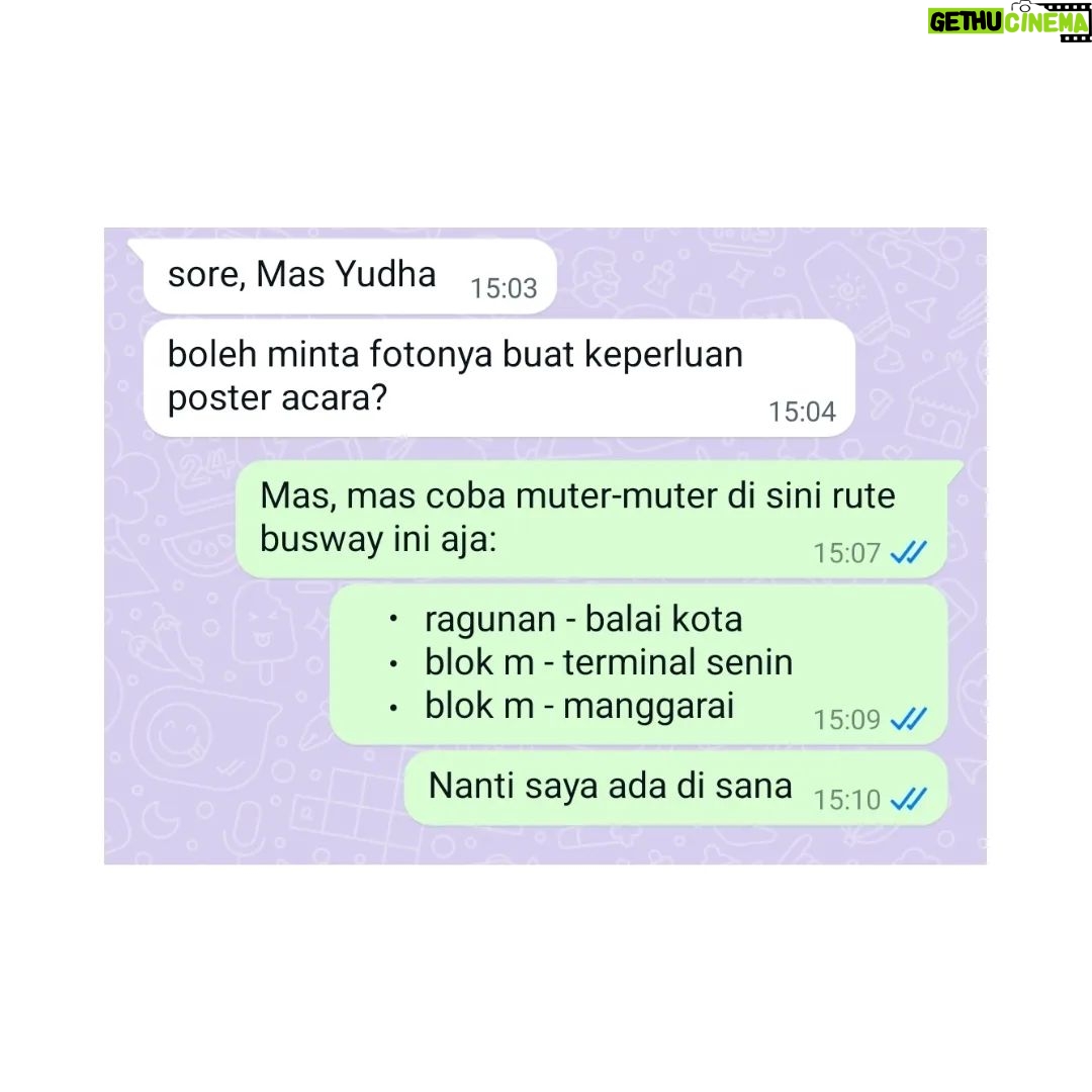 Yudha Keling - 1.7K Likes - Masih dalam euforia bisa ngeliat muka sendiri di busway #ChatCollabCuan