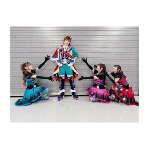 Yui Makino Instagram - 「プリパラ フレンドシップ オータムライブ2023」

pic1:#紫京院ひびき さま（ #斎賀みつき さま）
いつも思うのですが本当に甘くカッコいい歌声で…❤️

ガァルマゲを推してくださる事に感謝しかありません🙇‍♀️✨

pic2:推してくれる…といえばこの方も☺︎
#レオナウエスト （#若井友希 ちゃん）♡

MCの時にしてくれるリアクションが毎回密かに楽しみです😌

pic3:#コスモ さん（#山本希望 ちゃん）

pic4:スター⭐︎ア・ラ・カルト なメンバー

pic5:ひびき様、#ガァルマゲドン
 #緑川ふわり （#佐藤あずさ ちゃん）

pic6:#虹色にの  ちゃん（#大地葉 ちゃん）が撮ってくれた奇跡の1枚♡
凄い人数入ってる♪

プリパラのライブは素敵で無敵なアイドルさんのライブがたくさん！
ガァルマゲドンも"らしさ"を大切にして会場のアイドルさん達と目一杯楽しまねば！！と
毎回スタッフさんと作戦会議をしてライブに挑んでいます。
「今回こんなことをやってみることができたら楽しいかなー？なんて思ってるのですが…」とお話すると「偶然にもちょっと変えればそれできる状況ですね！やります？？」と希望を叶えてくださるスタッフの皆様に、ご無理をおかけしているのでは…🥲と心配がありつつも、とてもとても感謝しております。

プリパラはガァルマゲドンをガァルマゲドンにして下さる神スタッフ様、そして、会場には女神のように暖かなアイドルちゃんがいらっしゃるなんとも幸せな場所です☺︎