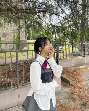 Yui Oguri Instagram - AKB48 64thシングル
「恋詰んじゃった」⛪️❤️‍🔥

今回は新生AKBとして
秋元先生、池田大監督や振付のえりなっちさんや作曲のヨシマサさん、沢山の方々とメンバーで
完成した今回の曲は
力強さ、勢い、キャッチーな曲です

皆さんとこの曲を育てていきたいです！！

ＭＶいっぱい観てください✔️💖

#恋詰んじゃった
#akb48
#小栗有以