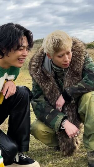 Yuito Takeuchi Instagram - #しょりの上目遣い笑い可愛すぎる
#goodbye
#リール使い慣れてないごめんなさい
#沢山聴いてね
#onlyforreels