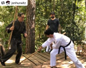 Yuji Okumoto Instagram - #Repost @jonhurwitz with @make_repost
・・・
Daniel and Chozen’s showdown is one of my favorite fighting sequences of Season 3. Beautifully choreographed by @hkstunts & @jahnelly and performed by @ralph_macchio & @yuji_okumoto. Directed by Steven Tsuchida. 

#cobrakai #behindthescenes #karatekid #karate #mma #fighting #tv #film #movies #streamer #netflix #80s #nostalgia #classic