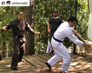 Yuji Okumoto Instagram - #Repost @jonhurwitz with @make_repost
・・・
Daniel and Chozen’s showdown is one of my favorite fighting sequences of Season 3. Beautifully choreographed by @hkstunts & @jahnelly and performed by @ralph_macchio & @yuji_okumoto. Directed by Steven Tsuchida. 

#cobrakai #behindthescenes #karatekid #karate #mma #fighting #tv #film #movies #streamer #netflix #80s #nostalgia #classic