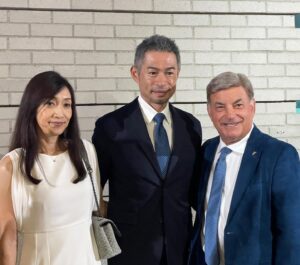 Yuji Okumoto Instagram - Congratulations to Ichiro on his induction to the Mariners Hall of Fame! A true legend! Thank you to the @mariners organization for having us at this celebration. What a great weekend it was! 

#IchiroWeekend #Ichiro #IchiroSuzuki #RickRizzs #KenGriffeyJr #RaulIbanez #ShigetoshiHasegawa #MikeSweeney #DonWakamatsu #Mariners #SeaUsRise