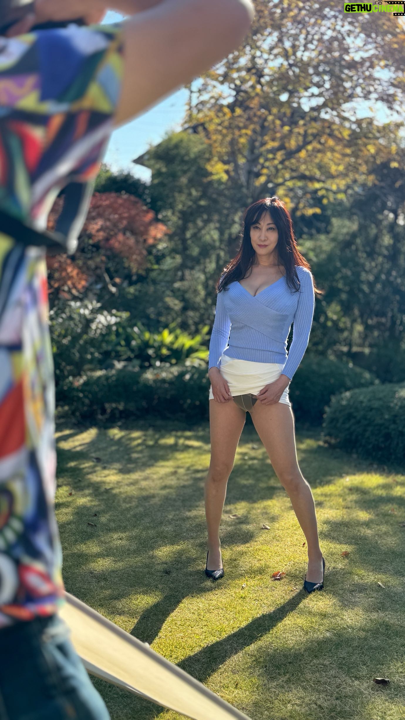 Yūka Sawachi - 2K Likes - 22日は新しいVR隙間時間の発売
31日は新作DVD婚外恋愛白書パート4の
リリースイベント
オフ会
そして4月は念願の写真集の発売が、、、
「Venus y」Amazonで、予約できます。
人生生きてきてよかったなと思うような、
ボリューム満点の写真集です。
是非ご購入ください