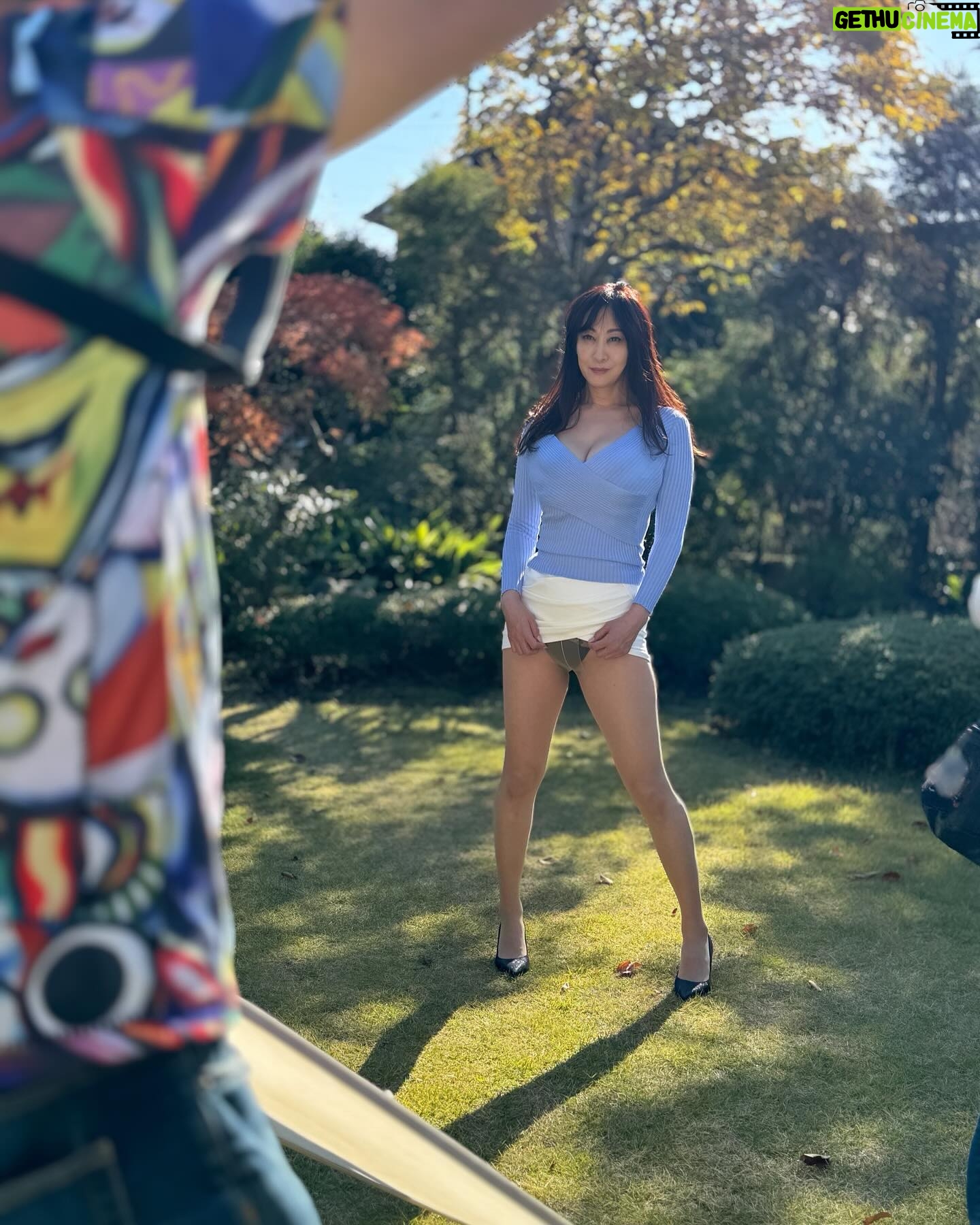 Yūka Sawachi - 1.7K Likes - 速報、、、
扶桑社からいよいよ写真集「Venus y」が発売されます。
Amazonから購入できます。
私の集大成としか言いようがない、、、
みうらじゅんさんのお写真のセレクトげ私という人間を知らないはずなのに、泣けてきて、、、、
やはり人生はエロエロですな
4月22日夕方から都内でリリイベします
平日ですが、応援に来てください🙏
#扶桑社
#写真集
#4月
#集大成
#グラビア