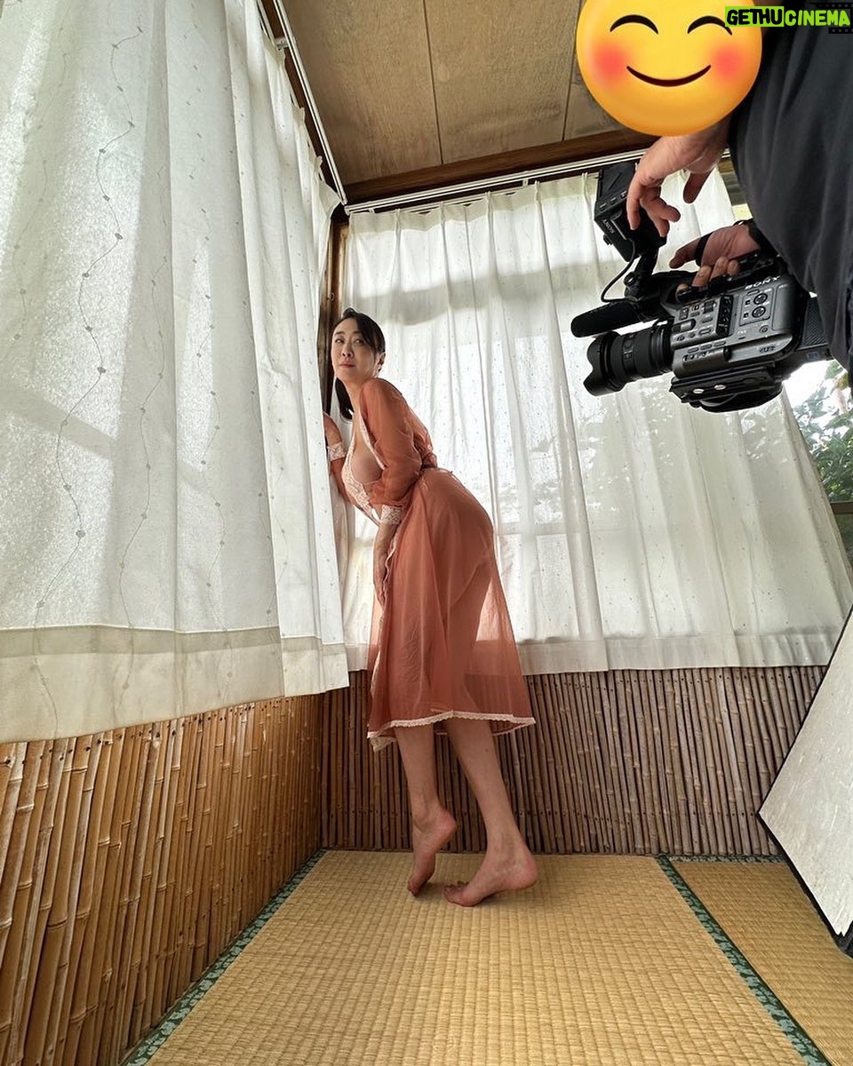 Yūka Sawachi - 1.4K Likes - 集団生活が苦手で、お部屋の隅にしかいれなかっだ、私、、
引っ込み思案なのに、グラビアになると
別人になったりします、、、なんでだろう?
Sなキャラクターだと思われるのは、
弱さを悟られない為の抵抗なのかもしれません。
そんな私、DVD発売に加えて、今月は表紙2冊とグラビア、デジタル写真集など、、、
沢山の応援ありがとうございます🙇♀️
南国熟女8月30日発売
リリイベ9月17日ソフマップ16時から
8月 #週刊実話 表紙発売予定
#実話BUNKA超タブー 表紙、グラビア
#実話ザ-タブー
EXMAX
9月5日 #週刊スパ
グラビアン魂撮り下ろし発売予定
ザモデルpremiumデジタル写真集発売予定
南国熟女
https://www.spicevisual.com/product.php?model=MMR-AZ335
【DMM】
x.gd/BQhrE
【楽天】
a.r10.to/hU2qjS
#Fantia #ファンティア
fantia.jp/posts/1440860
講談社よりデジタル写真集発売中
http://wgen.kodansha.ne.jp/photobook-list/
amazon.co.jp/dp/B0C6LCP254/…
https://amzn.asia/d/9yKp4l5
#デジタル写真集
#dvd
#写真好きな人と繋がりたい
#グラビア自撮り部