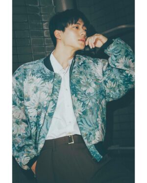 Yuki Inoue Instagram - ・
awesome! Vol.64
本日発売です

沢山お話しさせて頂いてます
是非是非

ジャケット @urbanresearch_id 
パンツ @cullni