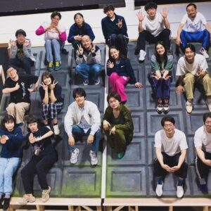 Yuki Torigoe Instagram - 🦆🩵
#鴨川ホルモーワンスモア
#池袋にて２９日まで #巨大コメディー #巨メディー
#大学生気分を初めて味わっております #青春 #素敵やん