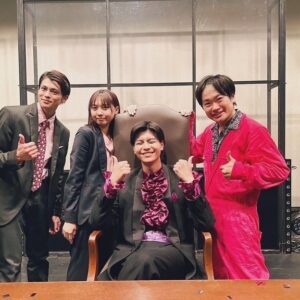 Yuki Torigoe Instagram - 🔥
#熱海殺人事件 #モンテカルロイリュージョン
#初日開幕 #ファイブカーテンコールスタンディング #感謝
#スタンダードチームも来てくれた！
#とんでもない作品が放たれました #つかこうへい作品 #お待ちしてます