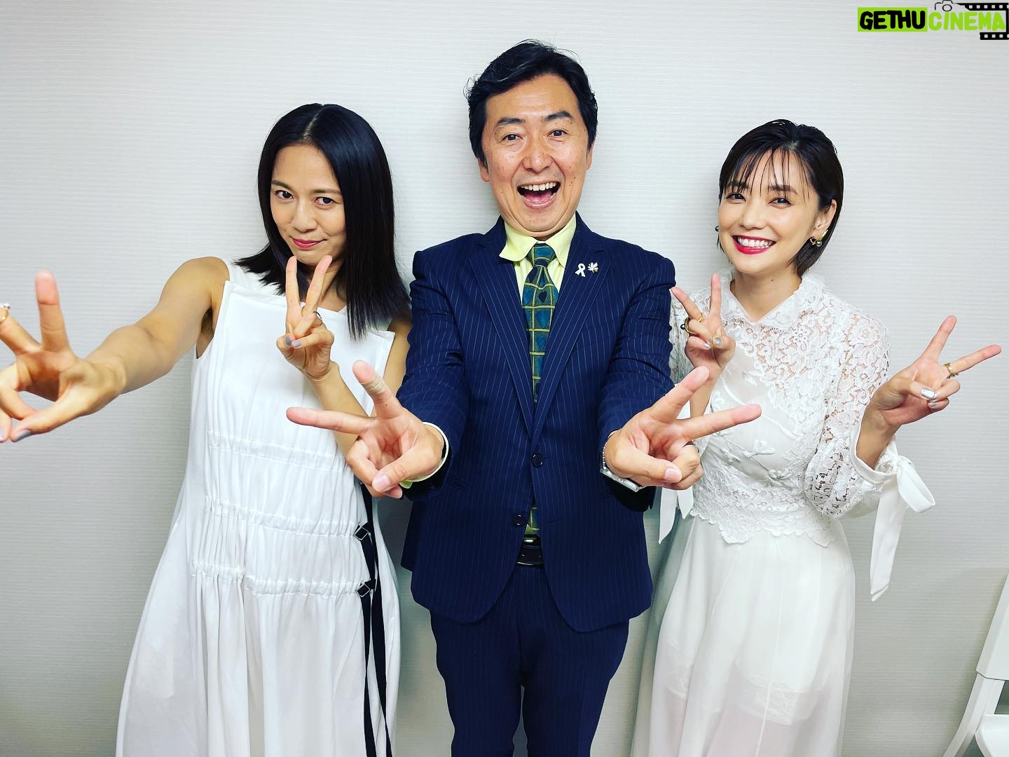 Yukiko Shinohara - 1.9K Likes - 「女たち」の公開祈念記者会見イベントでした!
最近お世話になりまくっているMCの笠井信輔アナウンサーと、久しぶりに再会できた倉科カナさんと✌️
どうかどうか、この映画がどこかの誰かの心に届きますように!!
We had the press conference for “the women”!!!
I wish this precious movie will reach your heart…☺️#映画女たち #笠井信輔 #倉科カナ #篠原ゆき子 #映画
