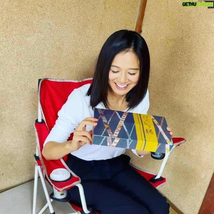 Yukiko Shinohara - 2.7K Likes - 秋ですね🍂お久しぶりのマネージャーです👩🏻💼今日もお弁当食べて元気に撮影しました!スタッフさん、いつも美味しいロケ弁をありがとうございます😊カメラを向けるとサービス精神旺盛な篠原なのでした🤪😜たくさん食べて頑張ります🍙
#相棒 #出雲麗音 #テレビ朝日 #篠原ゆき子