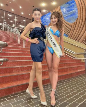 Yûko Shôji Instagram - ベストボディジャパン神戸大会2024✨
ベストボディ部門ウーマンズクラス、満点グランプリ頂きました❣️
地元神戸での念願だったグランプリ✨🥺しかも400点‼️
本当に嬉しくて表彰式で涙こらえるのに必死でした😭
実は予選でまさかのイエローカードが出てしまい、イエローカード出るとグランプリは難しいのかと思ってしまい予選終わった後めちゃくちゃ落ち込んでましたが、気持ちを切り替えて決勝に挑み、日本大会top入り選手と一騎打ちが出来てめちゃくちゃ緊張して脚ガグガクでしたが、会場に来てくれているみんなの声援が嬉しくて最後まで精一杯出し切れました❣️
ハイライトにも決勝動画入れてるのでよかったら観てください☺️

長丁場、審査員をしてくださった
@kazu1963618 吉田会長
@capone705 稗田先生
@takushi_tanaka_gladio 田中先生
@mikako.fukuda みかこ先生

本当にありがとうございました🥰

そして会場に応援に来てくれた友人たちや家族にも本当に感謝しています✨✨

次は7月21日日曜日に開催される福岡大会にも出場します❣️
今度は福岡のお友達が応援に来てくれるのでまた今回よりもレベルアップしたステージを魅せたいと思います🥰

#ベストボディジャパン#ベスボ愛#ベストボディジャパンへの道 #グランプリ#優勝#一位#神戸大会#神戸文化ホール
