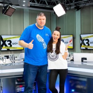 Yuliya Prolygina Instagram - Самый высокий актёр страны Андрей Свиридов: "...я надеваю эту юбку, блузку и поворачиваюсь к нему со словами: мужик, помоги застегнуть..."😂 Полное огнище - по ссылке из шапки👆