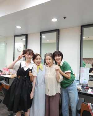 Yun Yoo-sun Instagram - #오늘밤 7:55
#kbs2tv 
#미녀와순정남 ^^
우리가족 사랑해주세욤❤️❤️❤️