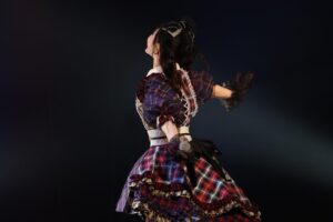 Yuna Ego Instagram - ⁡
4thソロライブ@新宿BLAZE 
⁡
1年前に来た時とは会場近くの雰囲気が全然変わっていてびっくりしました。新しいビルできてた！！
そして金曜の新宿の人の多さがすごかった。笑
来てくださったみなさんありがとうございました！
ちゃんとたのしかったかな？
実は前日に突然声がうまく出なくなって焦りながら当日を迎えました。笑 リハも体力温存させてもらって
ずーっと不安だったんですけど本番ちゃんと歌えてよかった！ソロライブ期間はとくに自分の声に過敏になりすぎている。笑 不安と緊張がなくなったらもうすこしうまく歌えるようになるのかな！それを乗り越えた先のライブが楽しみです。
コロナ禍で始まったソロ活動だったのでソロのステージでみなさんの声を聞いたことがなかったんですけど
わたしだけのサイリウムと、わたしの名前しか聞こえないライブって最高だね！！
ずっとずっと一緒にライブしようよ☺️🫧
⁡
23.05.26