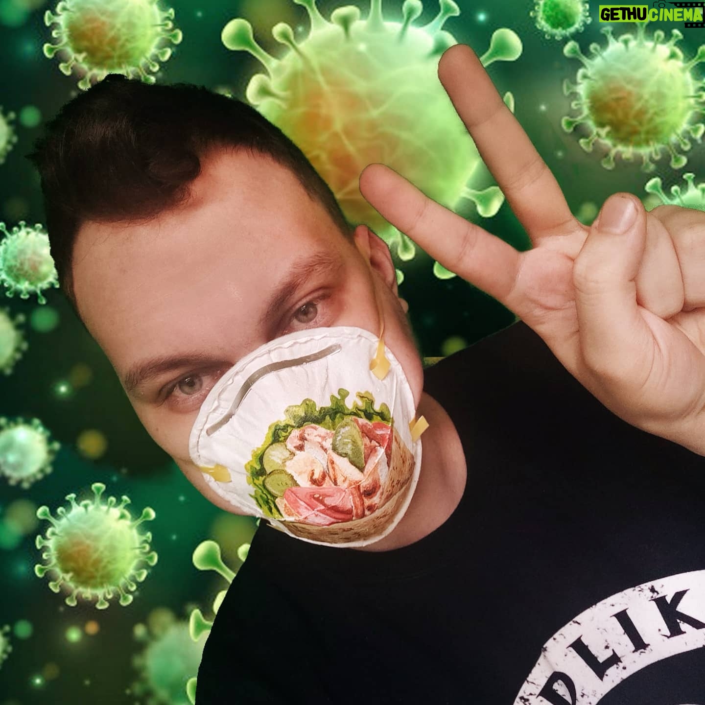 Yuriy Khovanskiy - 28.7K Likes - Маша Шатрова прислала мне дизайнерский респиратор от @mask4us - хоть это и не даёт 100% защиту, зато помогает привлечь внимание к проблеме коронавируса. И еще там прикольная шава нарисована.