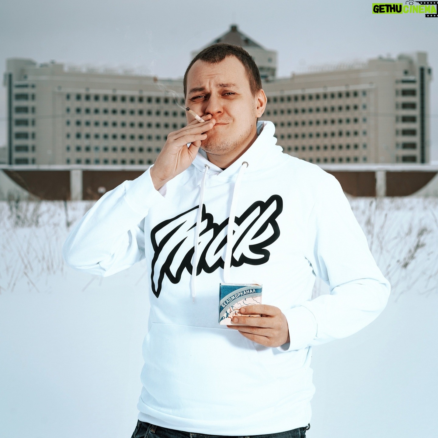 Yuriy Khovanskiy - 28.2K Likes - Инстаграм (*признан в России запрещённой экстремистской организацией), оказывается, нынче доступен с компа без использования телефона. Так что я снова тут, ждите анонсов ГТА РП!